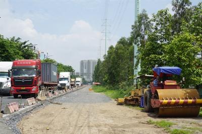 Đề xuất thanh tra dự án mở rộng đường vào cảng Cát Lái