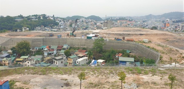 'Cò đất' náo loạn thị trường nhà ở xã hội - Ảnh 2.