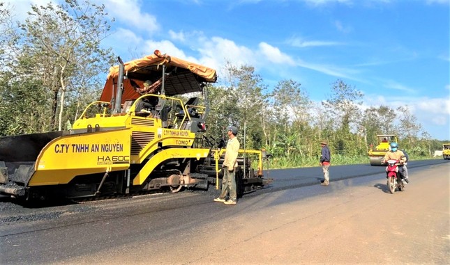 Lạ lùng nhà thầu dự án hơn 1.500 tỷ vừa vào việc đã không còn năng lực - Ảnh 1.