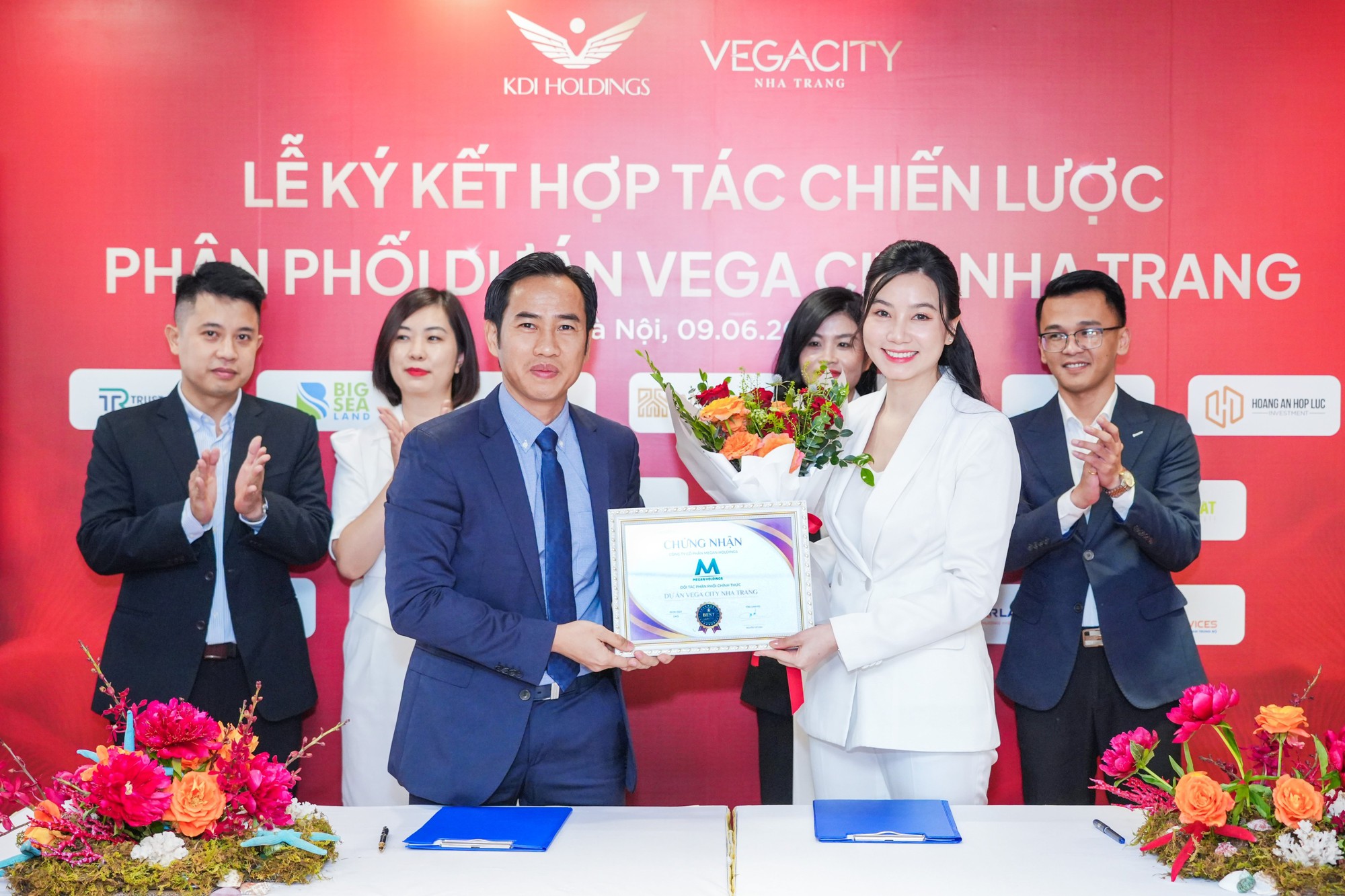 Vega City Nha Trang ký kết với 20 đại lý bất động sản uy tín - Ảnh 1.
