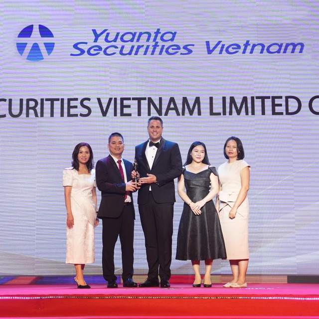 Chứng khoán Yuanta Việt Nam nhận giải “Nơi làm việc tốt nhất Châu Á 2023” - Ảnh 1.