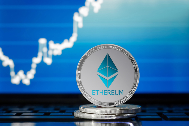 Ethereum vượt 2.100 USD khi thị trường phục hồi