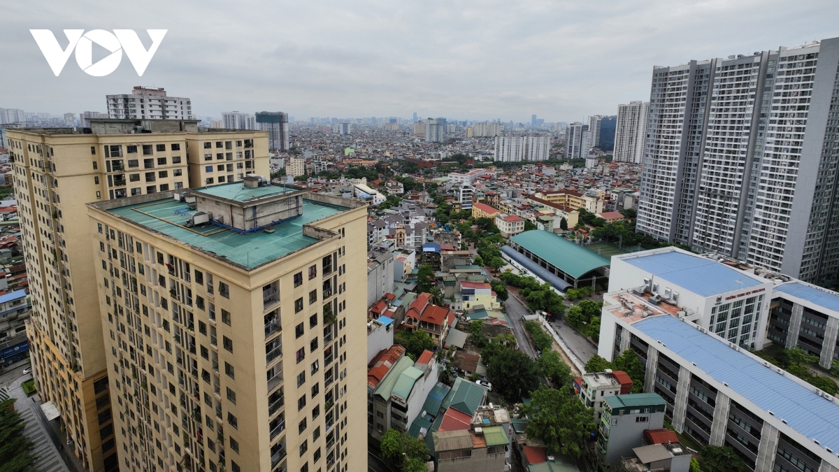 Có nên cấm hoàn toàn việc xây chung cư cao tầng trong vùng lõi đô thị? - Ảnh 1.