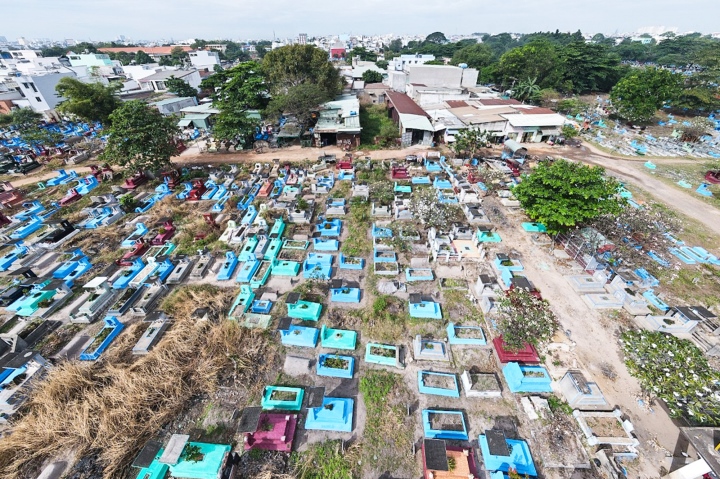 TP.HCM: Đề xuất xây trường học, công viên tại khu nghĩa trang Bình Hưng Hòa sau di dời - Ảnh 1.