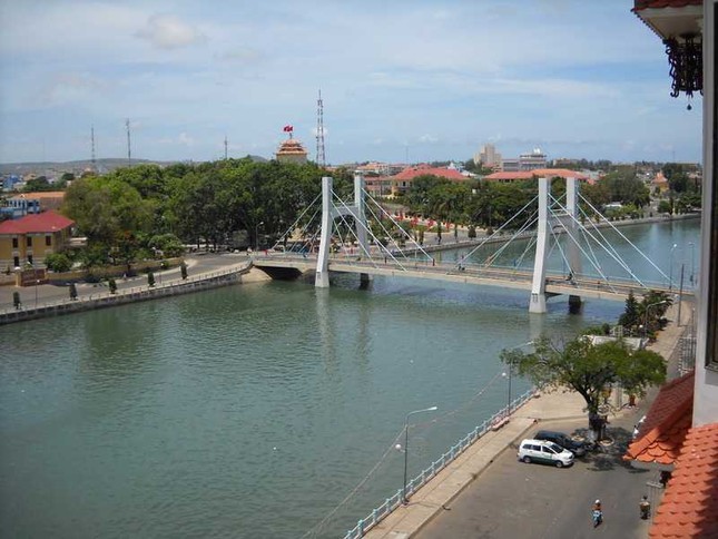 Bà Rịa - Vũng Tàu, Bình Thuận thông qua nhiều dự án quan trọng - Ảnh 2.