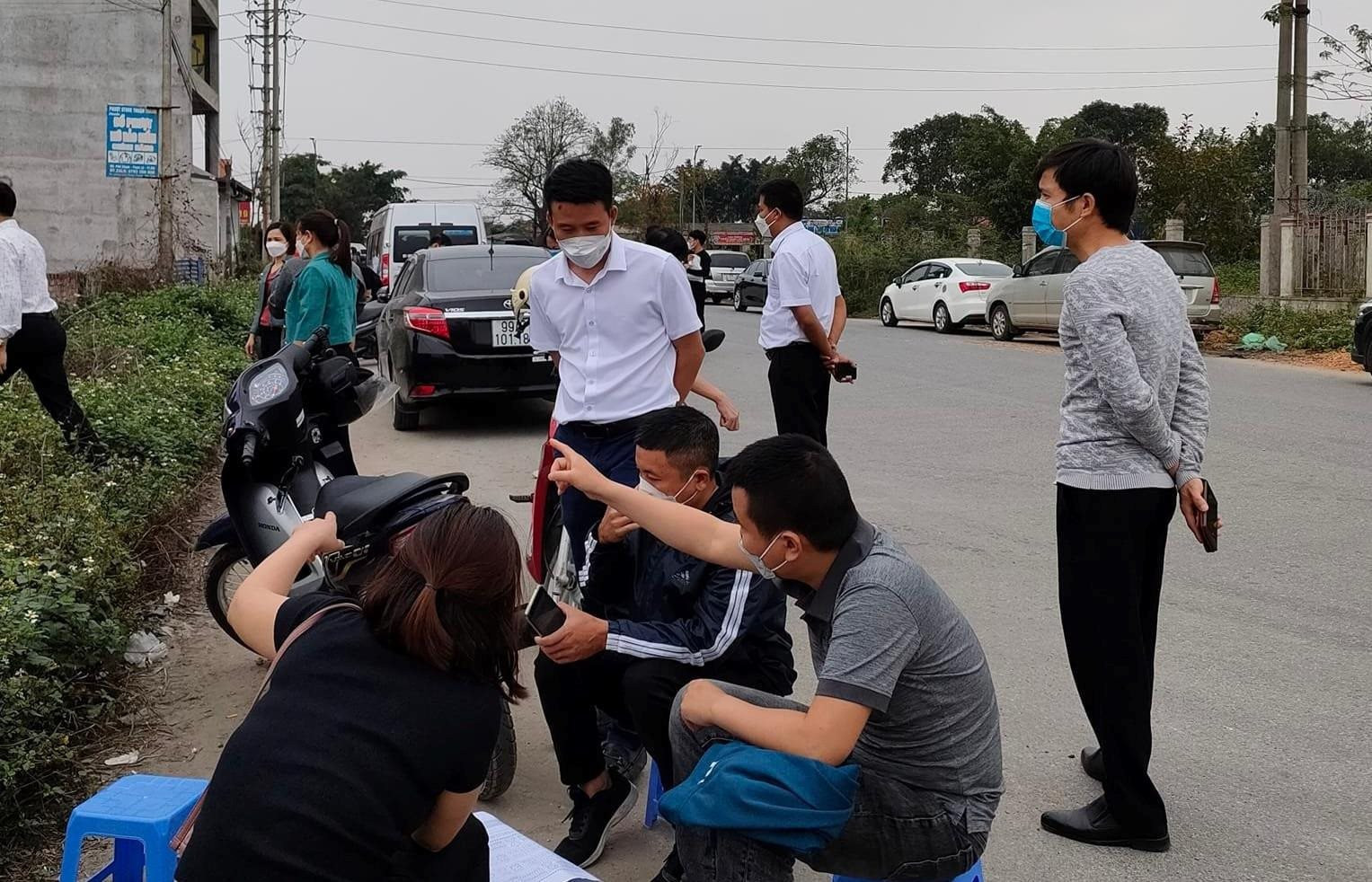 Bán mãi không được, nhà đầu tư cố “gồng thêm” chờ tín hiệu từ thị trường - Ảnh 1.