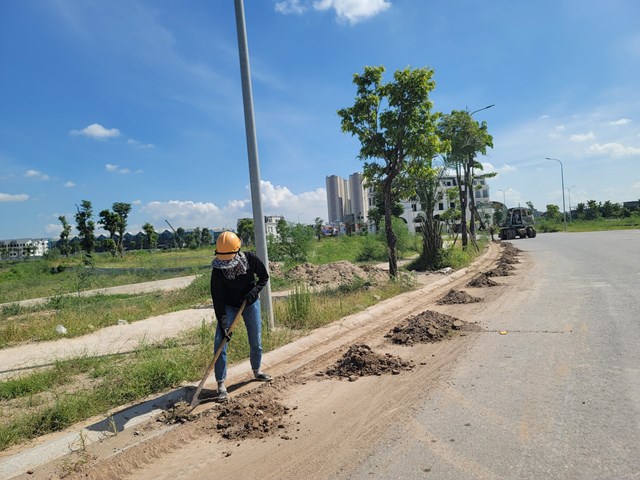 Hà Nội: Cận cảnh khu đô thị bỏ hoang hơn thập kỷ nhiều lần bị UBND thành phố nhắc nhở - Ảnh 9.