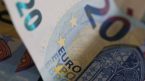 Đồng euro chạm đáy sau quyết định của ECB
