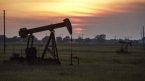 Dầu quay đầu giảm 1% khi Mỹ không gấp bổ sung dầu vào kho dự trữ chiến lược