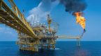 Ngành dầu khí – Giá dầu neo cao nhờ vào chính sách cắt giảm của OPEC+